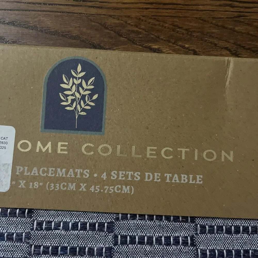 DREAM HOME Placemats (4) 13 X 18 Blue White Stripes NIP